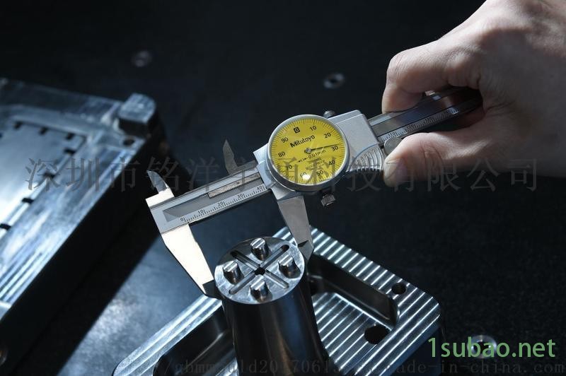 深圳塑胶模具制造公司塑胶制品成型加工厂图4
