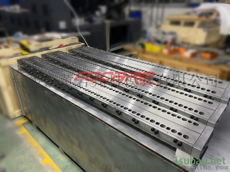 现货1600mm熔喷布模具 熔喷模头 喷丝板现货图2