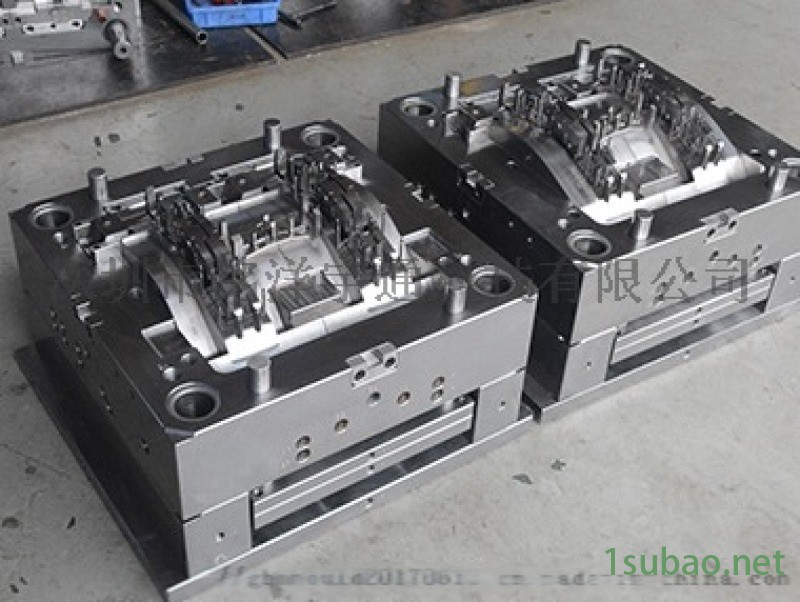 深圳飞机内饰件模具定制加工厂图4