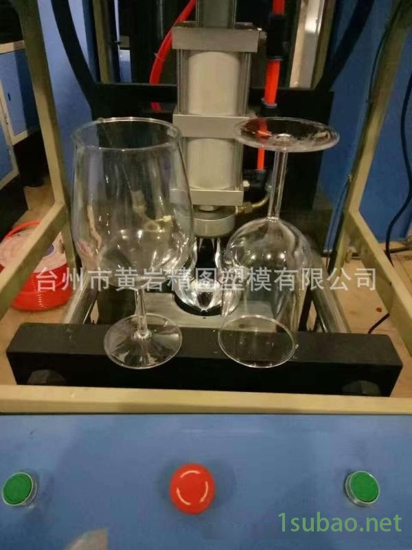 辽宁省亚克力灯罩自动吹瓶机 PC灯罩吹瓶机 手插自动吹塑机图4