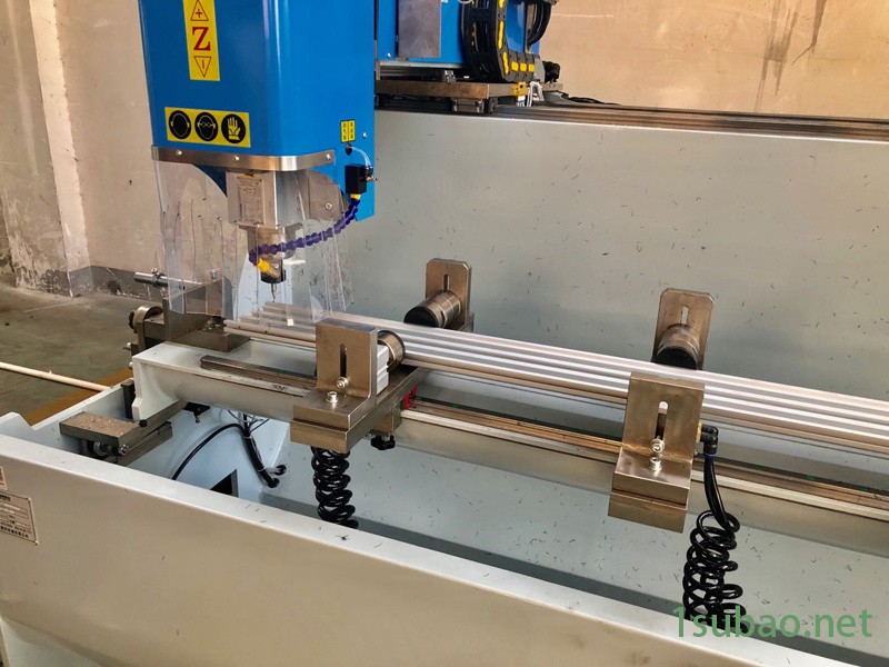 厂家直销 SKX3000铝型材数控钻铣床 现货供应图3