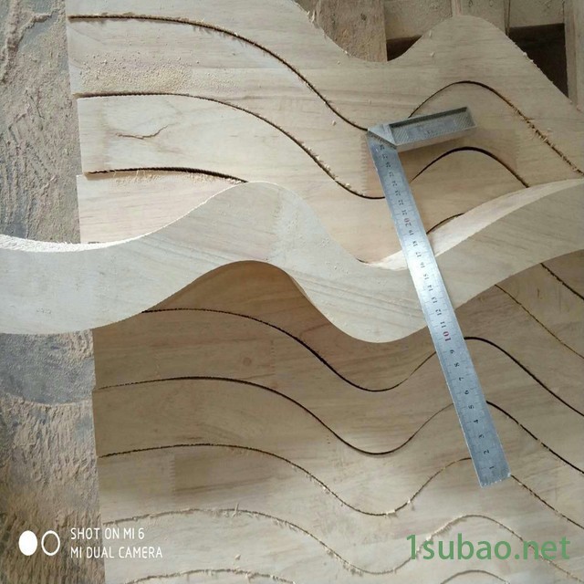 华洲  生产 数控带锯  数控线锯  弯料锯 伺服定位 服务至上图2