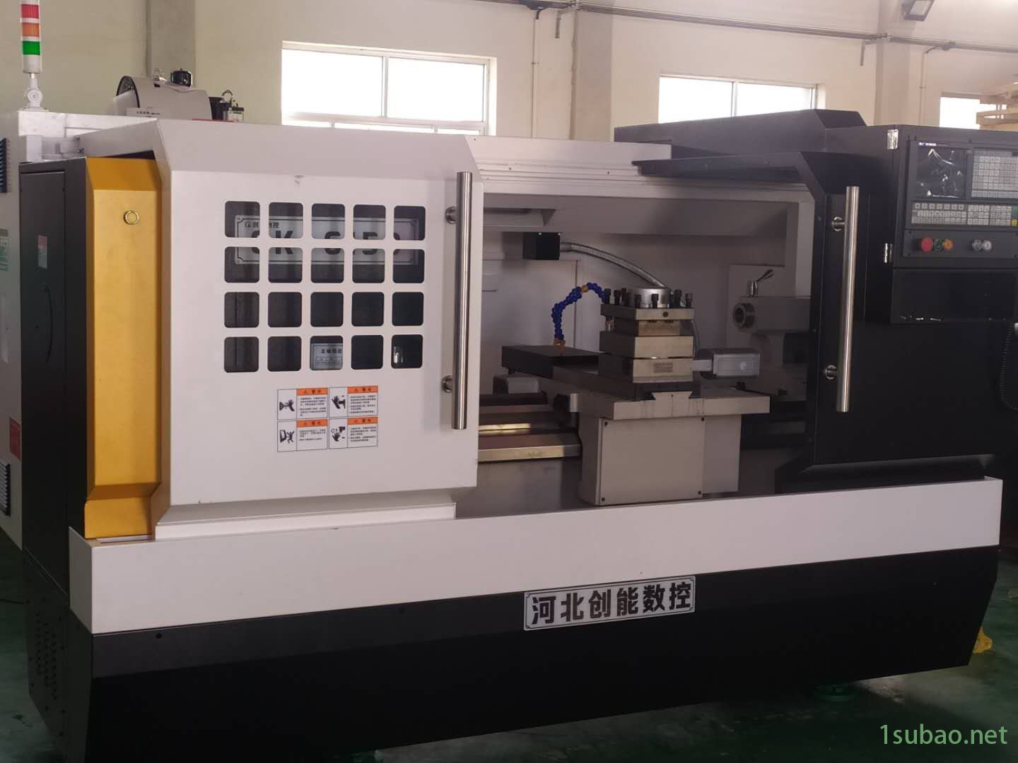 热销CK-6150        型号齐全     自动化数控车床     卧式全防护图3