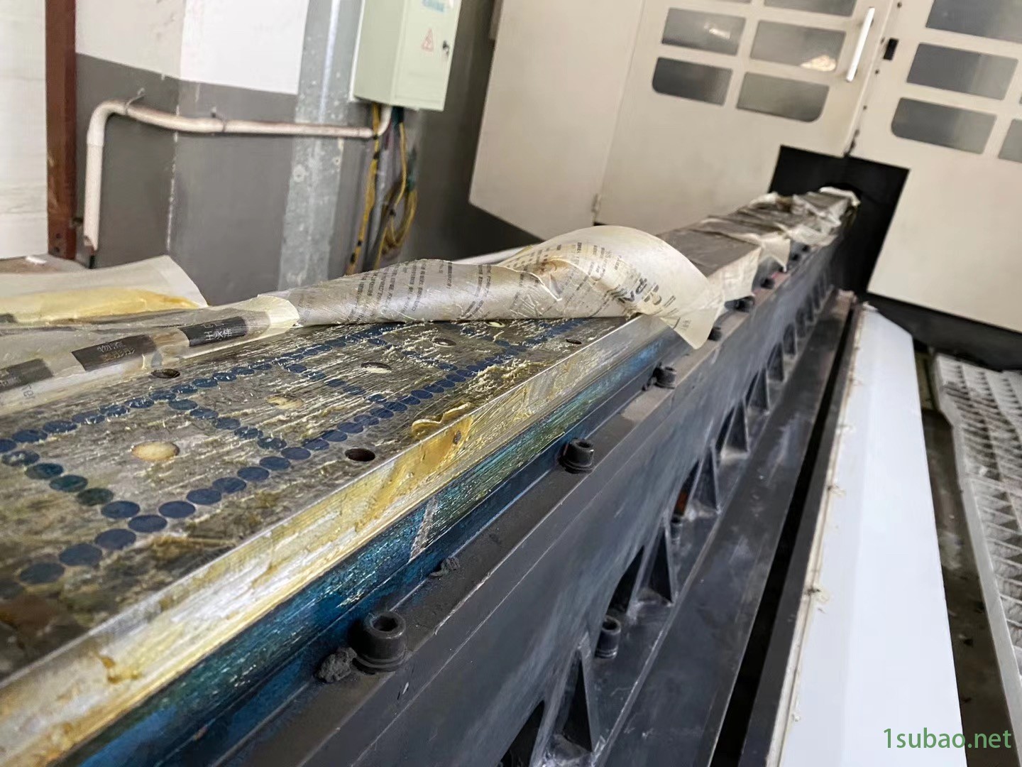 双头4米线轨磨床工作台尺寸5000mm*500mm图2