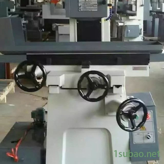 M618磨床 手动平面磨床机床小型加工机床 磨床模具工作台图4