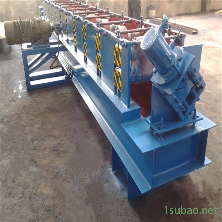 厂家定制宏霖机械  80超市货架托盘C型槽设备 C型槽设备 液压数控定尺切断图3