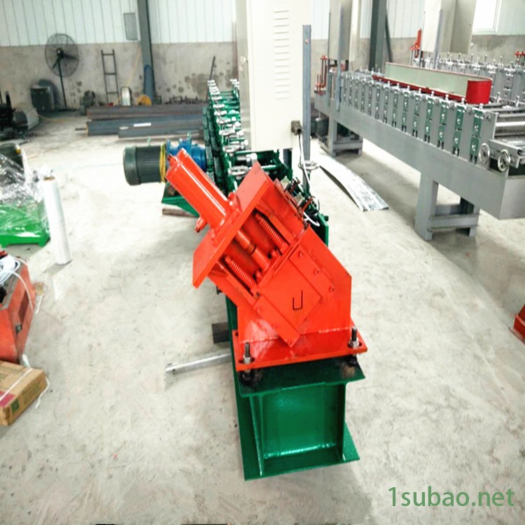 厂家定制宏霖机械  80超市货架托盘C型槽设备 C型槽设备 液压数控定尺切断图5