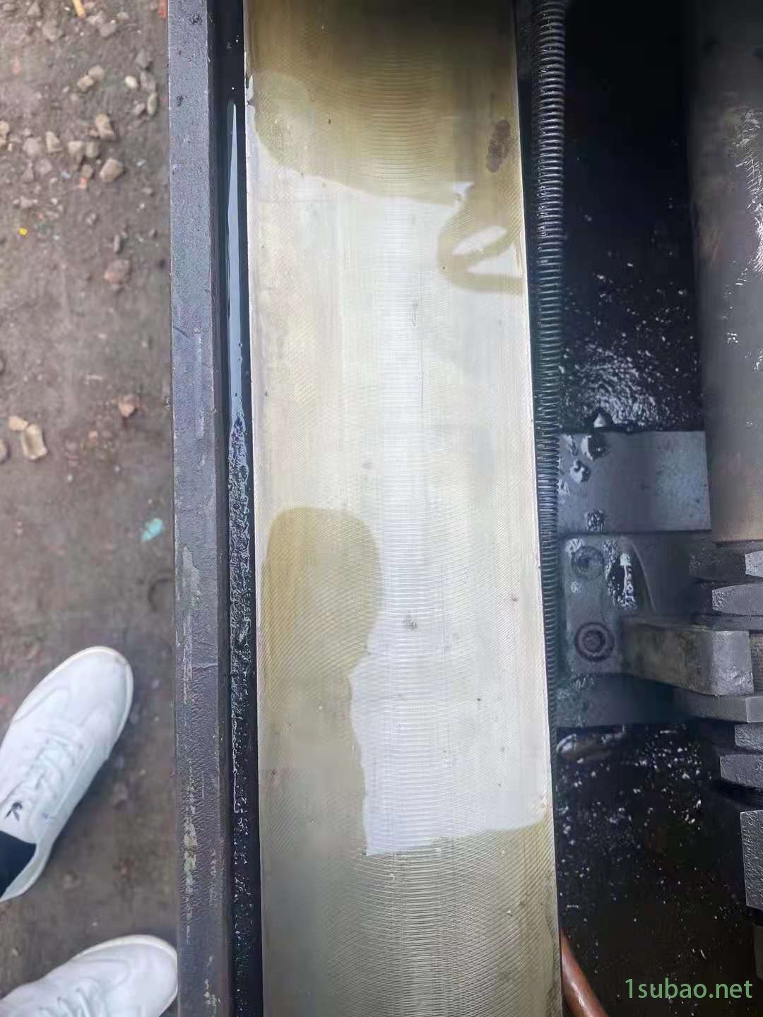 机械厂急售二手上海1380x2米外圆磨床二手外圆磨二手上海磨床图2