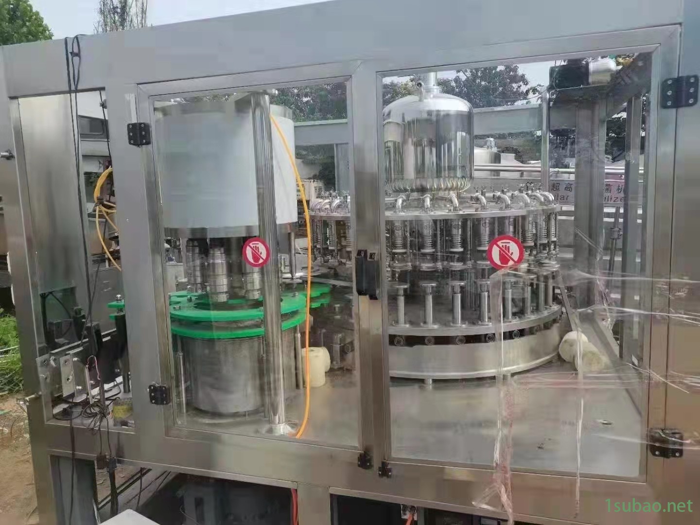 全自动张家港三合一灌装机 铝模封口灌装机 牛奶灌装机 果汁灌装机 供应图2