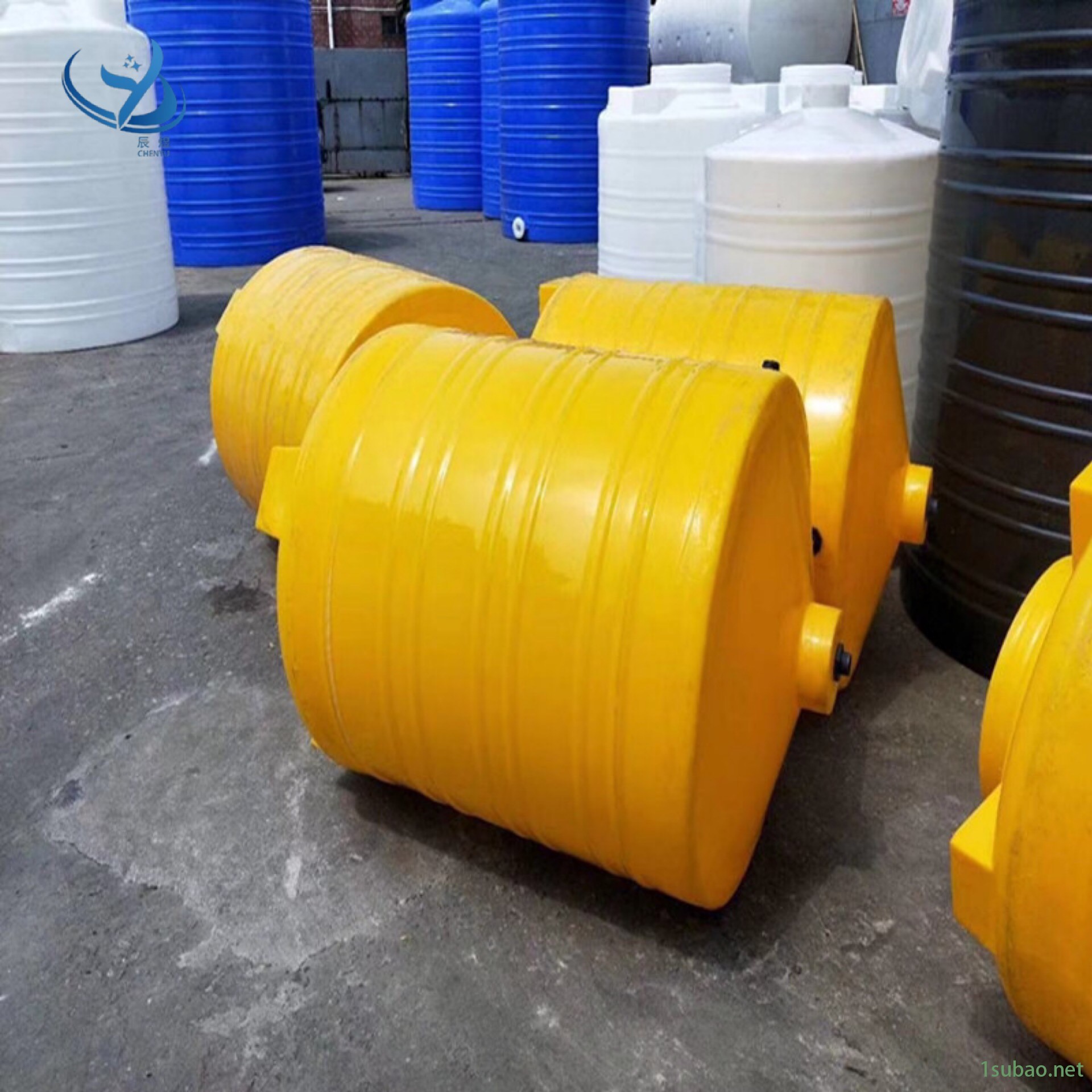 宁波辰煜塑料容器出售10吨减水剂锥底搅拌罐  杀虫剂锥底塑料加药箱 10吨润滑油锥底搅拌罐图2