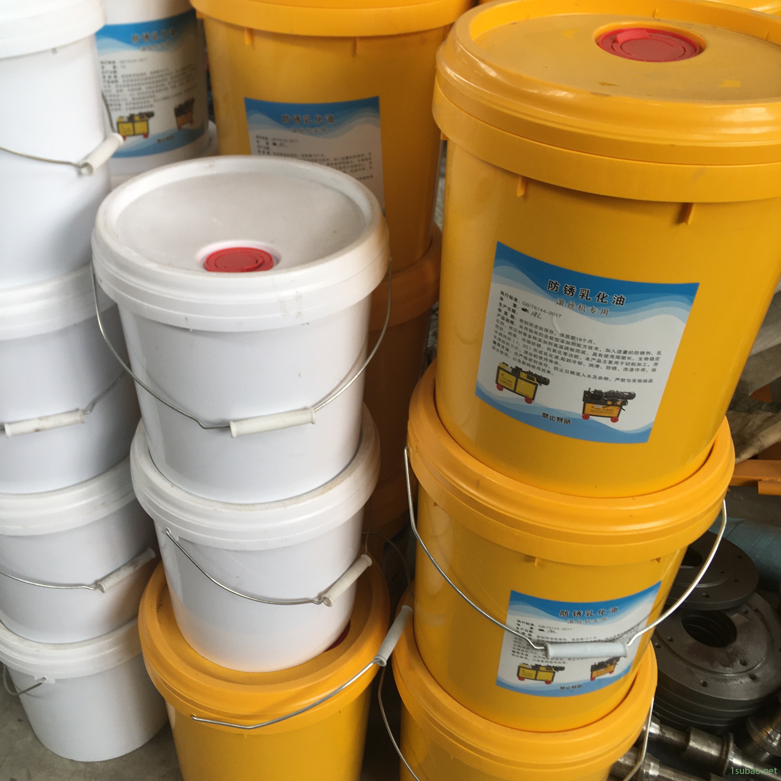 滚丝机专用防锈乳化油 中首润滑油切膏油 防臭润滑防腐蚀 厂家直销图2