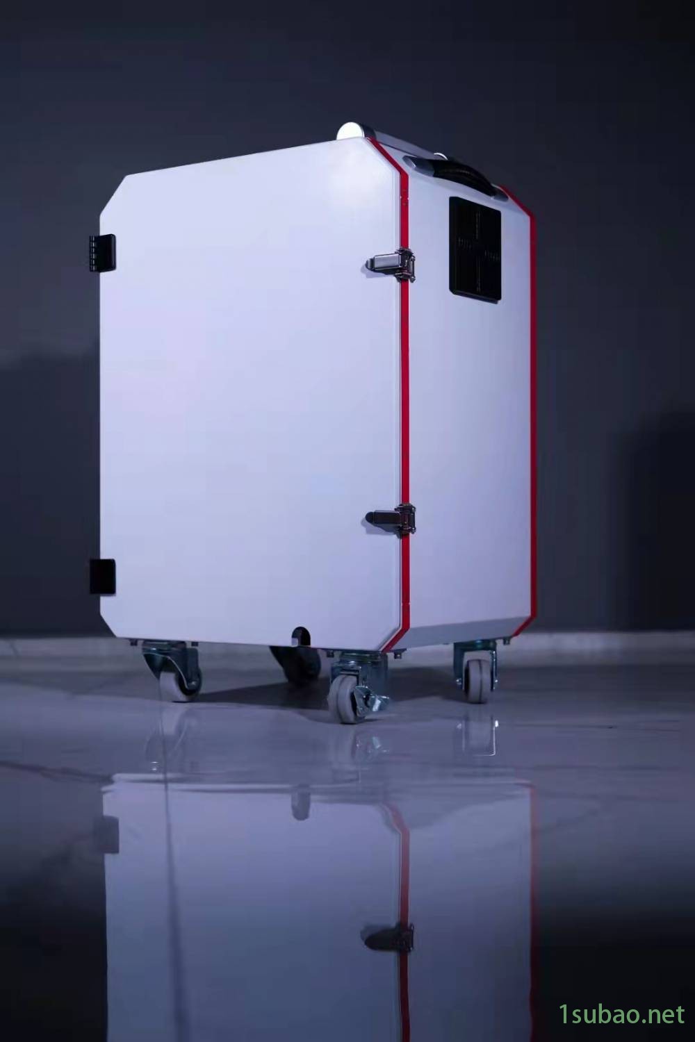 200W便携式激光清洗机 金属表面除锈橡胶模具激光清洗除锈机图3