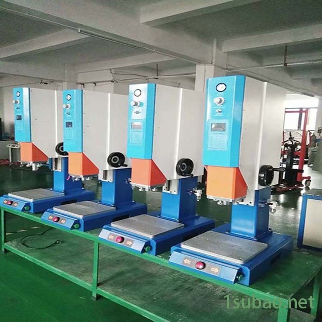 20K追频超声波塑料机 自动焊接机制作厂家 超声波机器价格  超声波切水口模具  欣宇现货价格图3