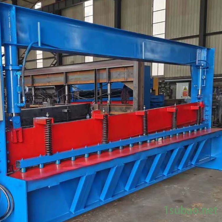 金亚彩钢瓦 折弯机模具 上下翻板门框成型无压痕数控折弯机成型模具图2