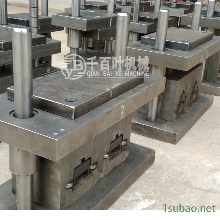 全自动数控冲孔机模具 方管冲孔机模具 不锈钢液压冲孔机模具防盗网冲孔模具 导柱冲孔模具图4