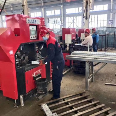 全铝爬架数控冲床 铝模爬架自动冲切机