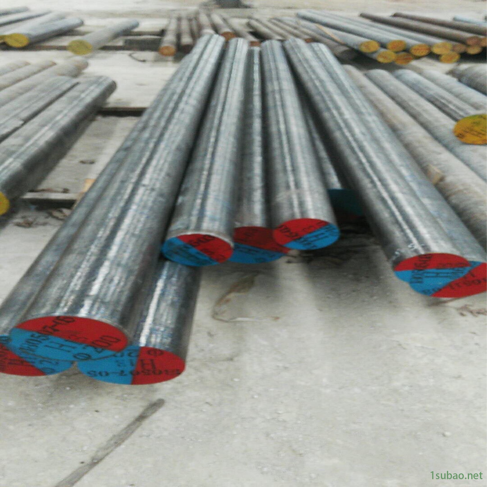 H13 热作模具钢 材 H13模具圆钢支持配送供应H13圆钢,H13圆钢 大厂正品图2