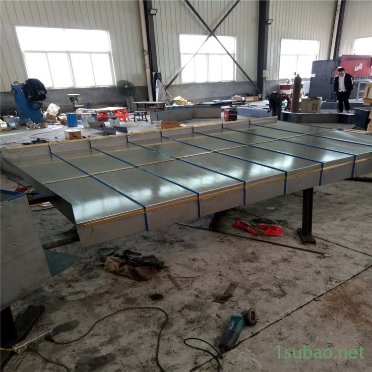 高品质钢制伸缩式护罩钣金护罩铣床导轨不锈钢保护罩异型定制图2