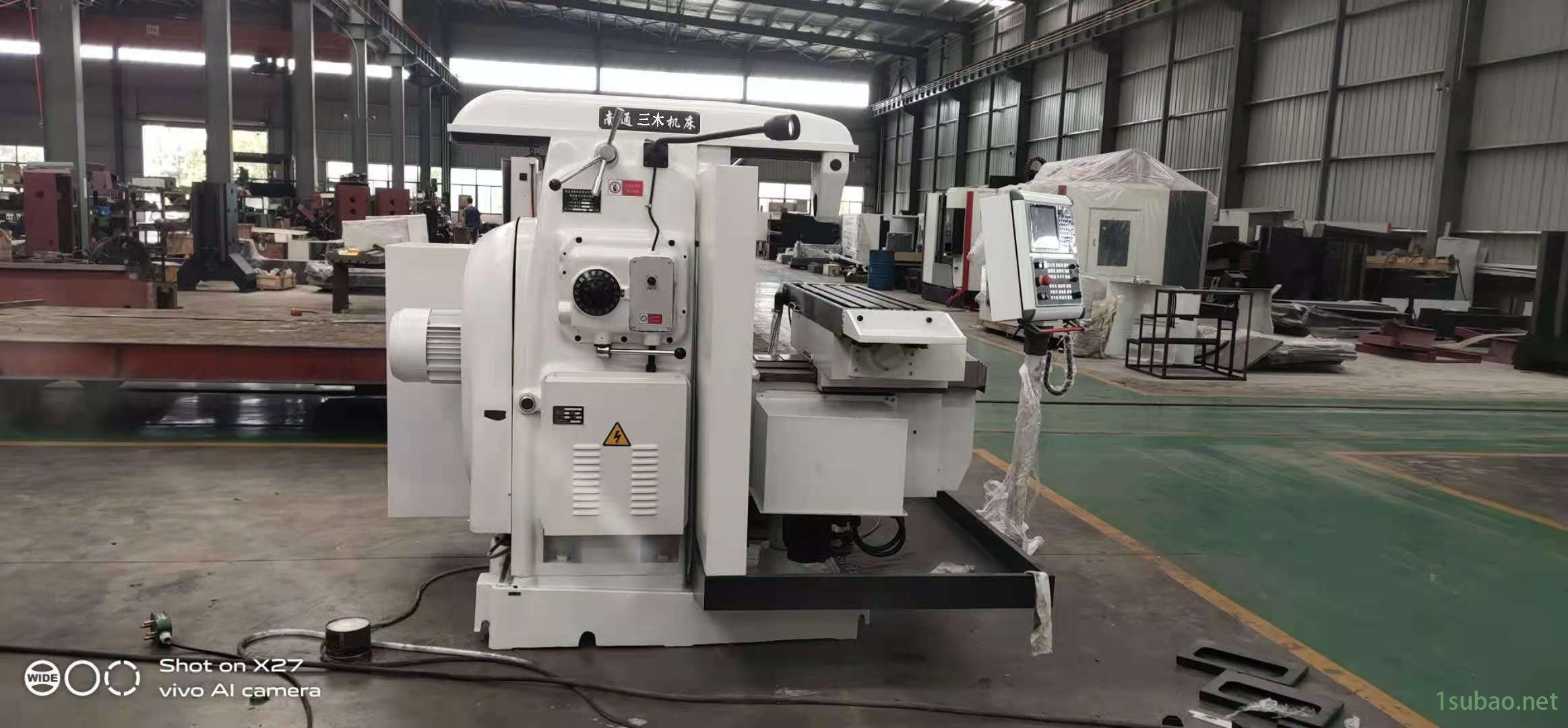 厂家直销  数控铣床  铣床  型号齐全图5