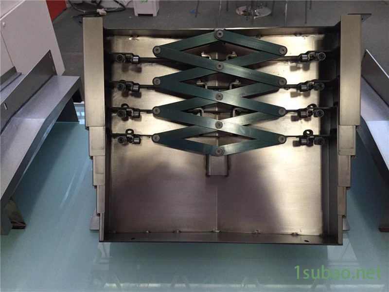 机床钣金外壳，机床防护罩，钢板防护罩，铣床防护体，河北昊旭图2