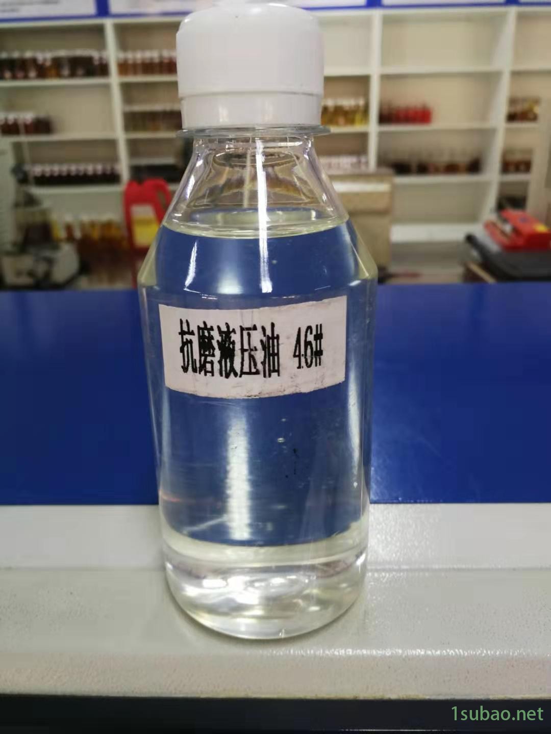 白色抗磨液压油  68#液压油  铲车挖掘机专用润滑油图4