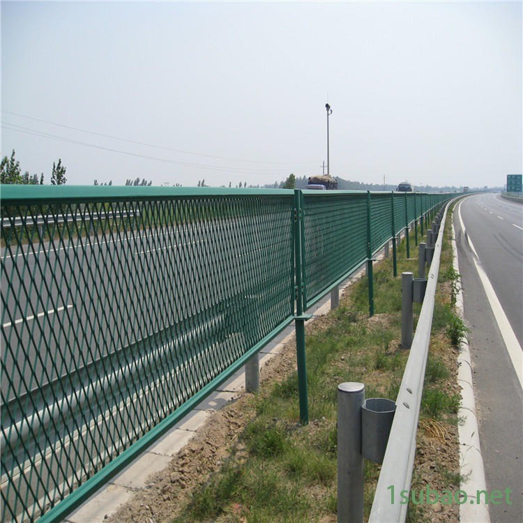 安平百瑞供应公路防眩网 高速公路钢板防眩网 金属扩张钢板防眩网图2