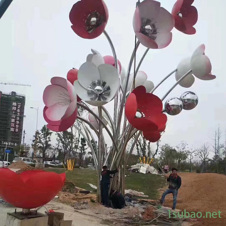 佰盛 定做大型不锈钢花雕塑 不锈钢仿真花雕塑模型厂家 金属花朵雕塑摆件价格图2