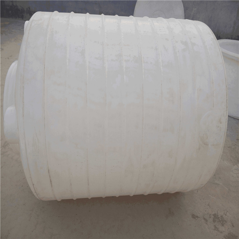 四平市8吨纯水储罐滚塑厂家
