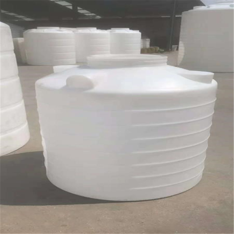 四平市8吨纯水储罐滚塑厂家