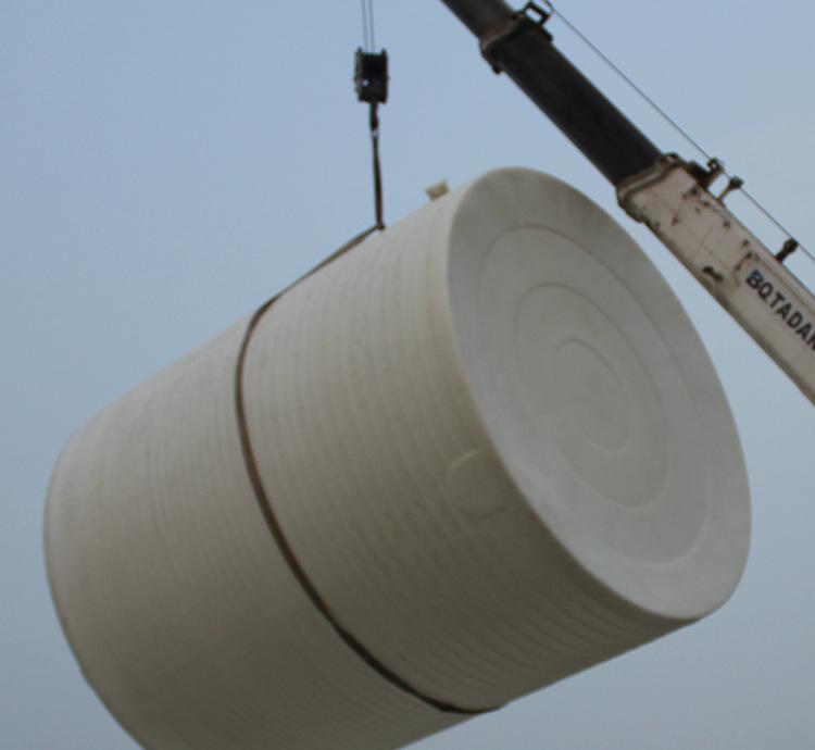 15立方藍色儲罐