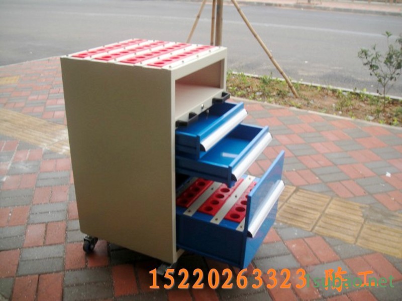 3抽刀具車-002_conew1
