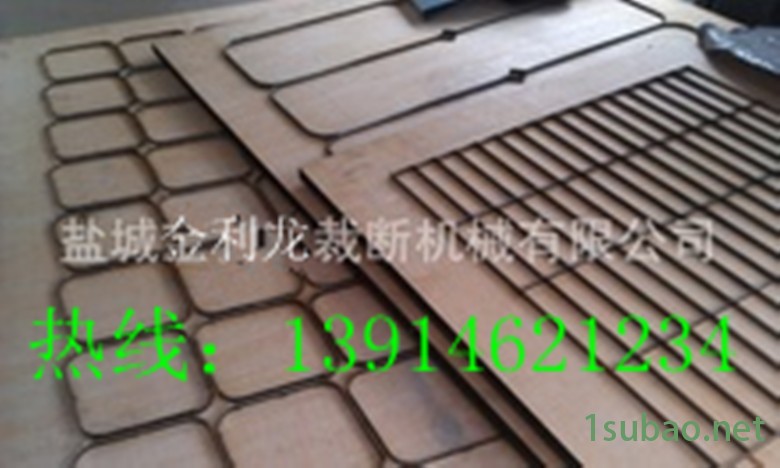 376427766_330750919.220<i></i>x220