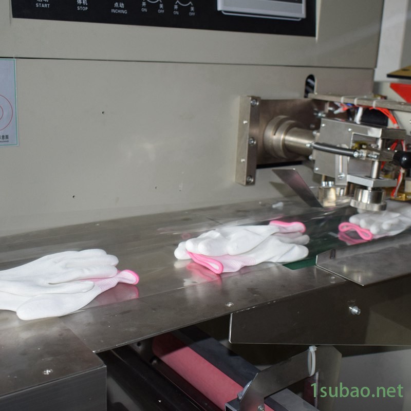 手套枕式包裝機三邊封勞保手套包裝機可全自動點數下料賽諾廠家