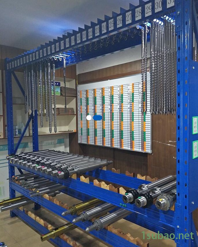 擠出機螺桿上粘料原因_不同塑料對螺桿的要求    _
