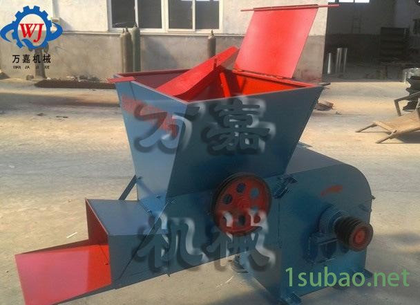 雙進雙出自動進料粉碎機1