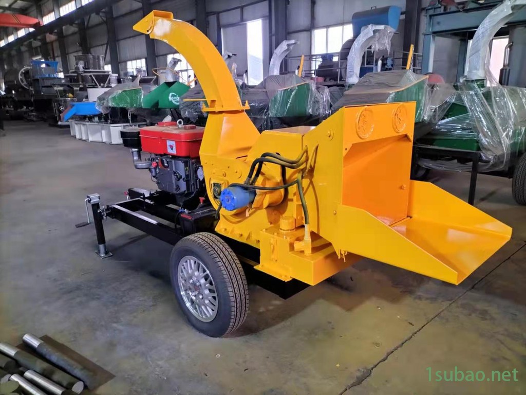 木材削片机移动木材粉碎机塑料粉碎机械价格