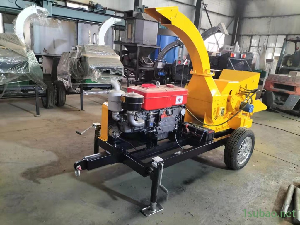 木材削片机移动木材粉碎机塑料粉碎机械价格