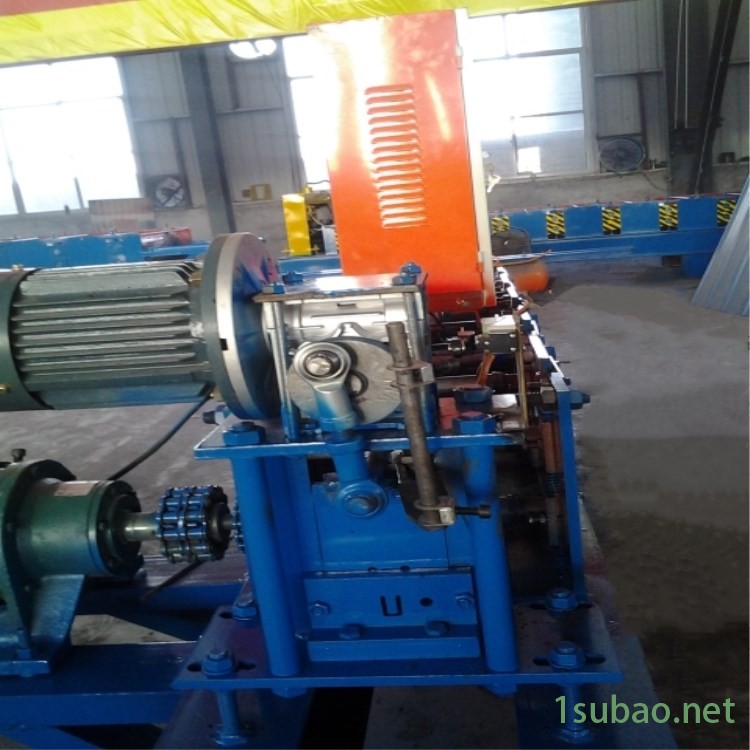 廠家直銷宏霖機械 貨架C型材設備 C型槽設備 液壓數控定尺切斷