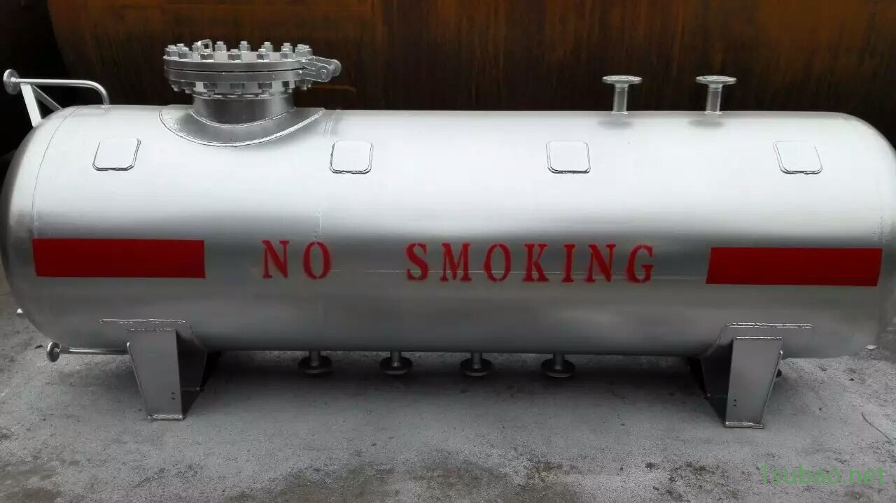 200吨氧气储罐,200吨氮气储罐,200吨氩气储罐,20立方乙烯储罐20立方乙烯储罐81立方二硫化碳储罐