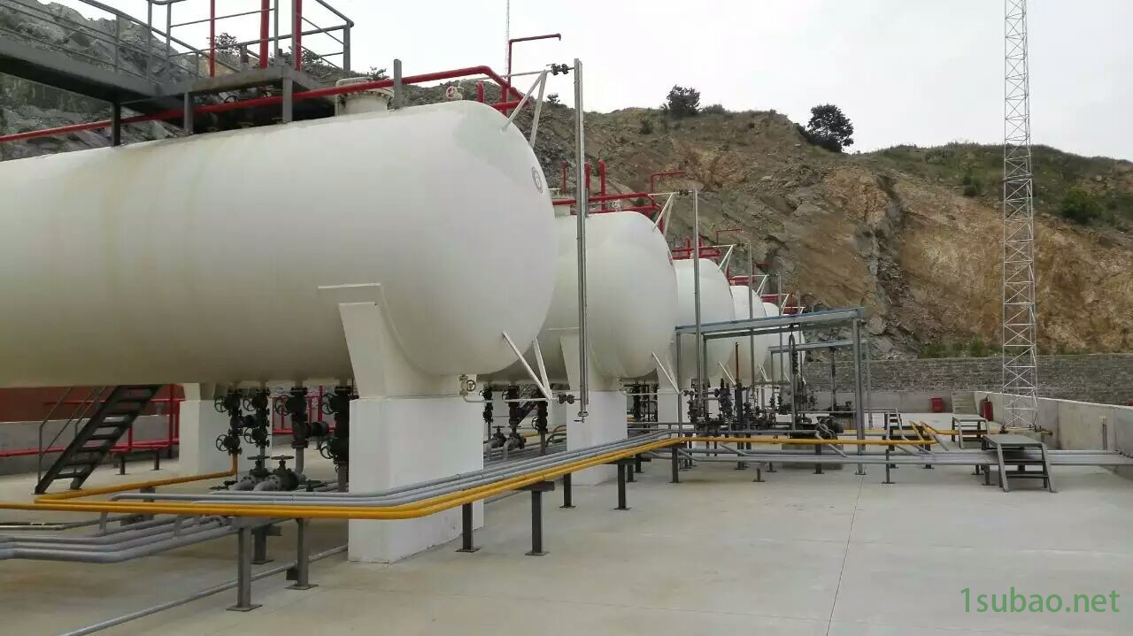 100吨氮气储罐,100吨氧气储罐,100吨氩气储罐,150立方乙烯储罐150立方乙烯储罐44立方LPG储罐