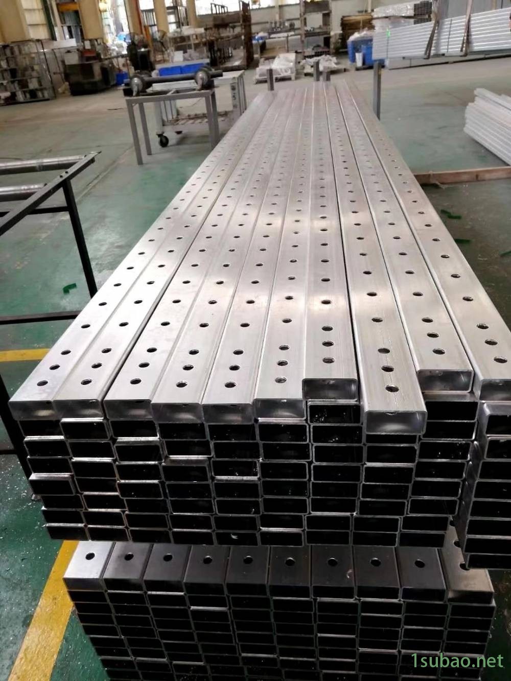 铝爬架数控冲床 铝模爬架冲孔锯断机