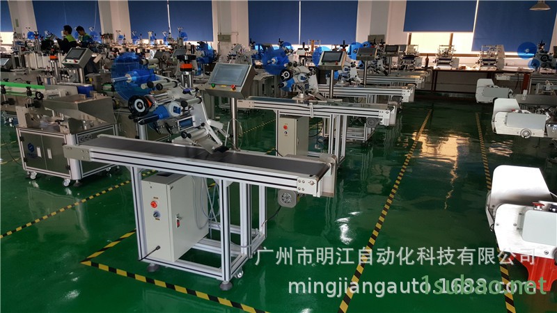 貼標(biāo)機(jī)械廠家供應(yīng)半自動雙面貼標(biāo)機(jī) 洗衣液潤滑油雙面貼標(biāo)機(jī)示例圖30