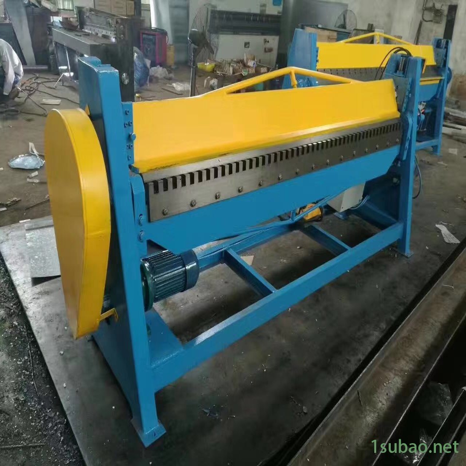 電動(dòng)折邊機(jī)氣動(dòng)折板機(jī)手動(dòng)共板法蘭折彎?rùn)C(jī)寬度1300到2500批發(fā)銷(xiāo)售示例圖3