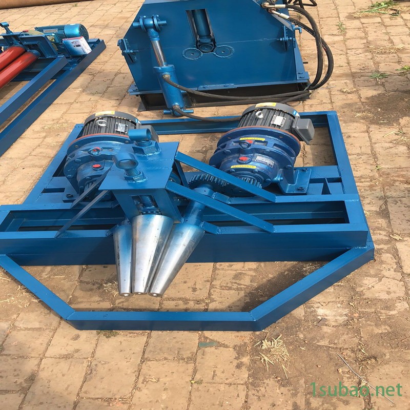 專業(yè)生產異型滾圓機壓筋機小型半自動卷板機廣東卷板機訂做中小型液壓機械卷板機示例圖20