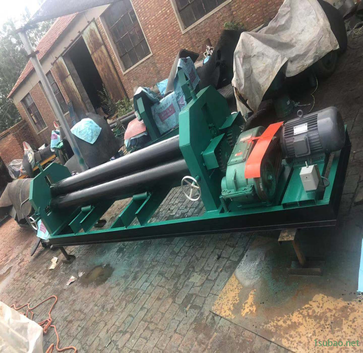 專業(yè)生產(chǎn)異型滾圓機(jī)壓筋機(jī)小型半自動(dòng)卷板機(jī)廣東卷板機(jī)訂做中小型液壓機(jī)械卷板機(jī)示例圖24