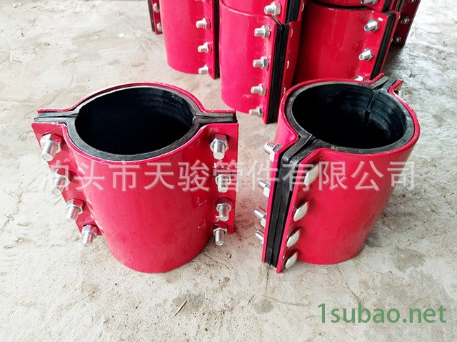 天骏 100钢板哈夫节 150钢板堵漏器 冲压管道哈夫节 型号联系客服 钢制哈佛节补漏器 碳钢补漏器 管道抱箍 快速接头图4