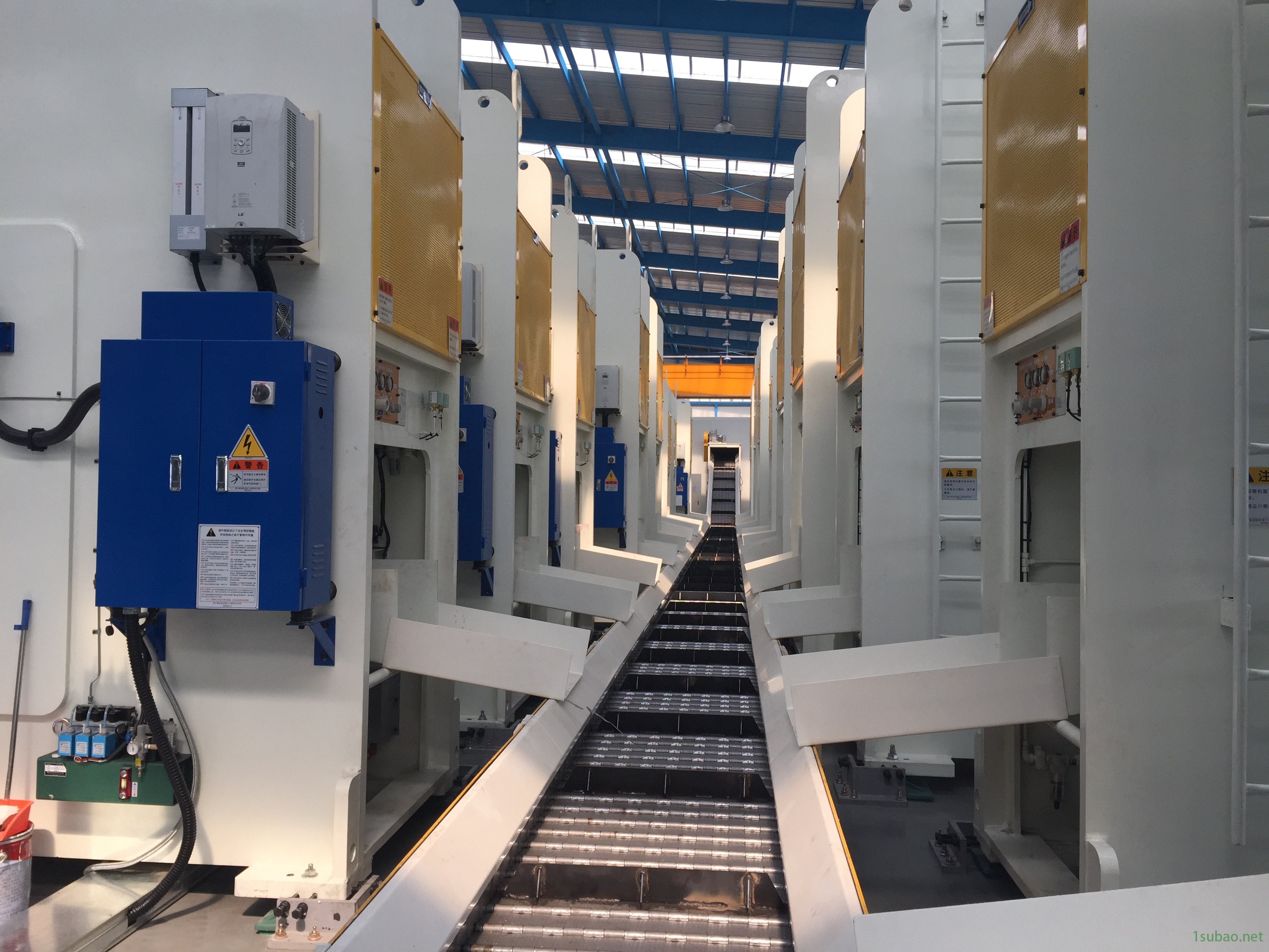 高速冲压废料输送线 高速冲压废料输送机 冲压废料输送线厂家图2