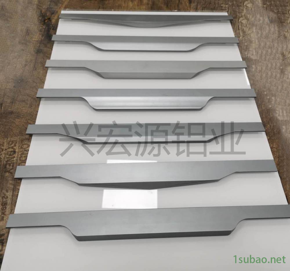 铝合金橱柜拉手铝材 晶钢门拉手型材 家具铝型材晶钢橱柜门铝材 隐框晶钢门材料 灶台门铝材 橱柜门材料图3