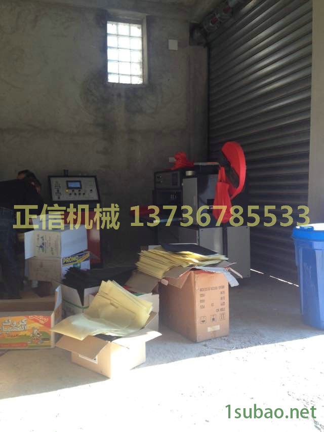 阿爾及爾無紡布制袋機車間實拍 (6)