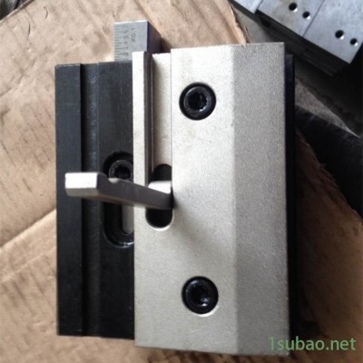廠家供應(yīng)折彎?rùn)C(jī)模具夾具 液壓折彎?rùn)C(jī)模具快速夾具